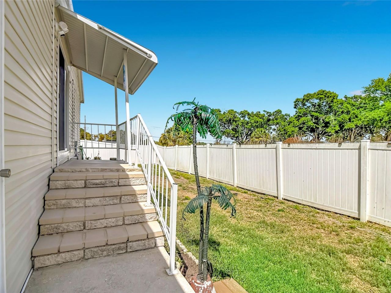 452 Par Drive, Frostproof, FL 33843 Photo