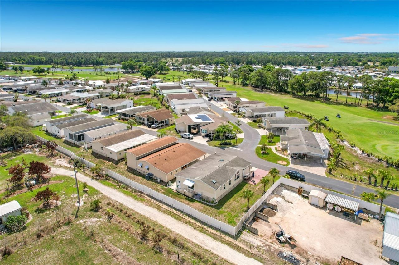 452 Par Drive, Frostproof, FL 33843 Photo