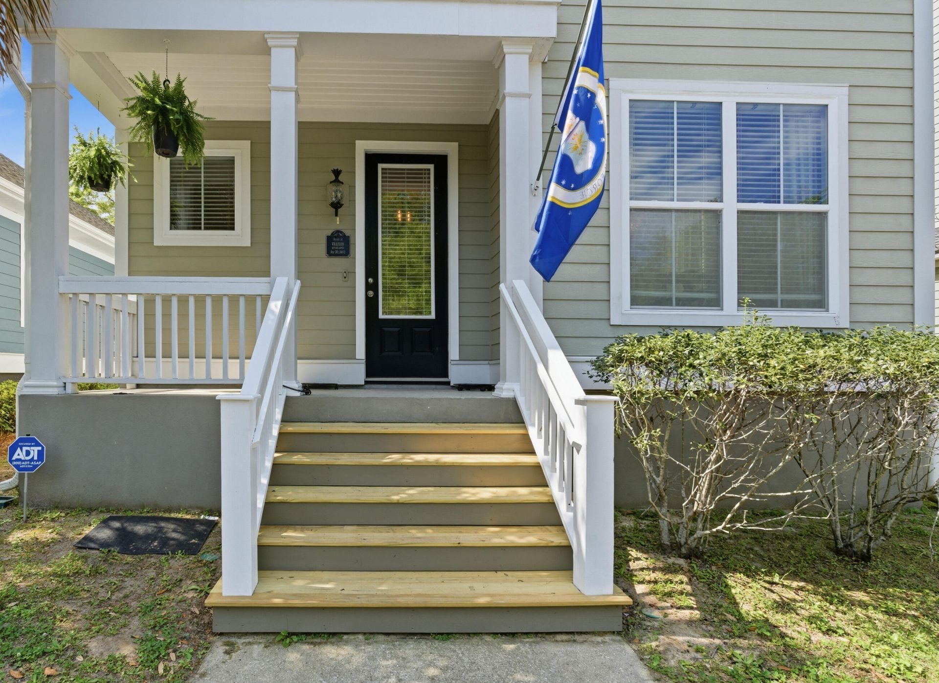 5292 E Dolphin Street Photo 4