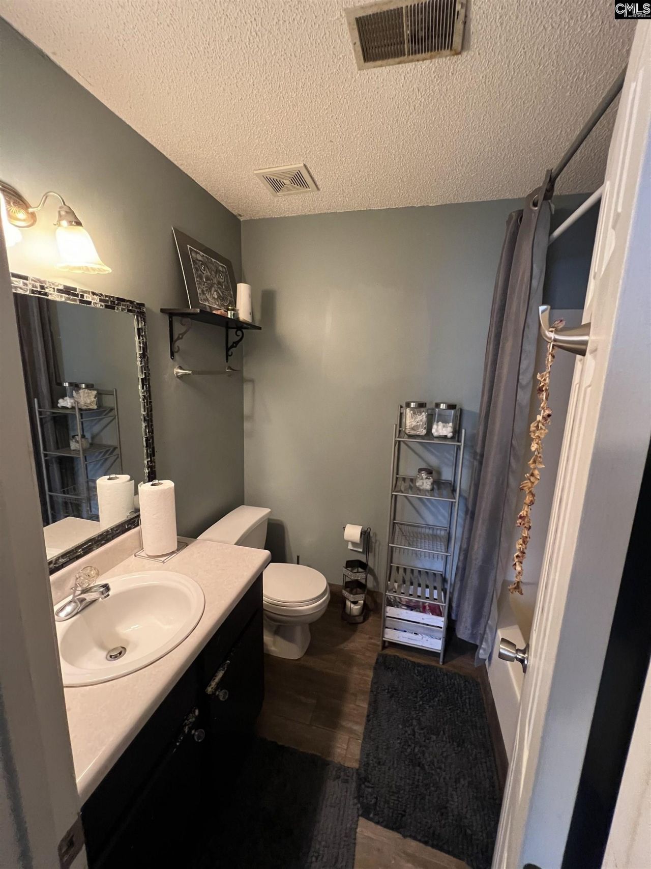 10 Piper Lane  Photo 11