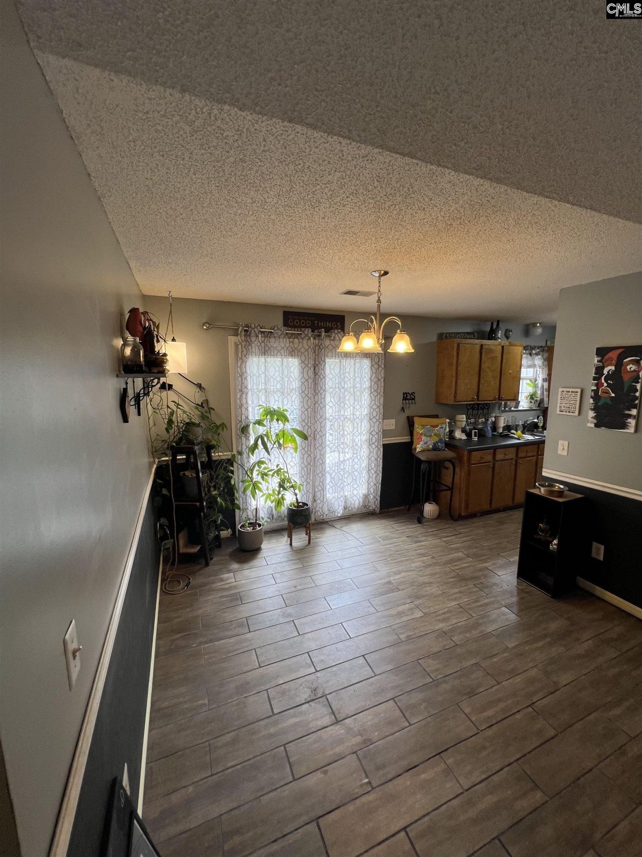 10 Piper Lane Photo 7