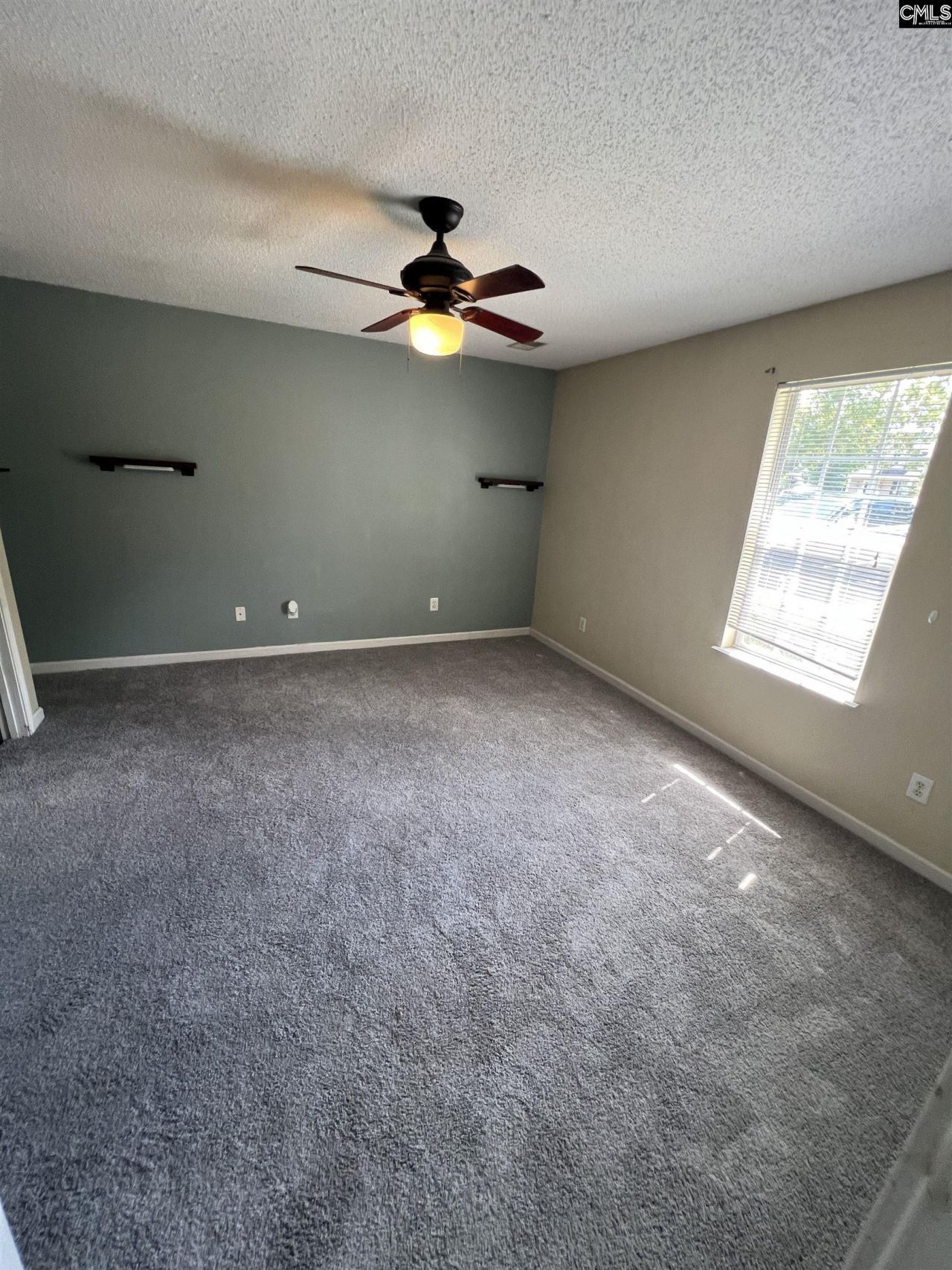 10 Piper Lane Photo 9