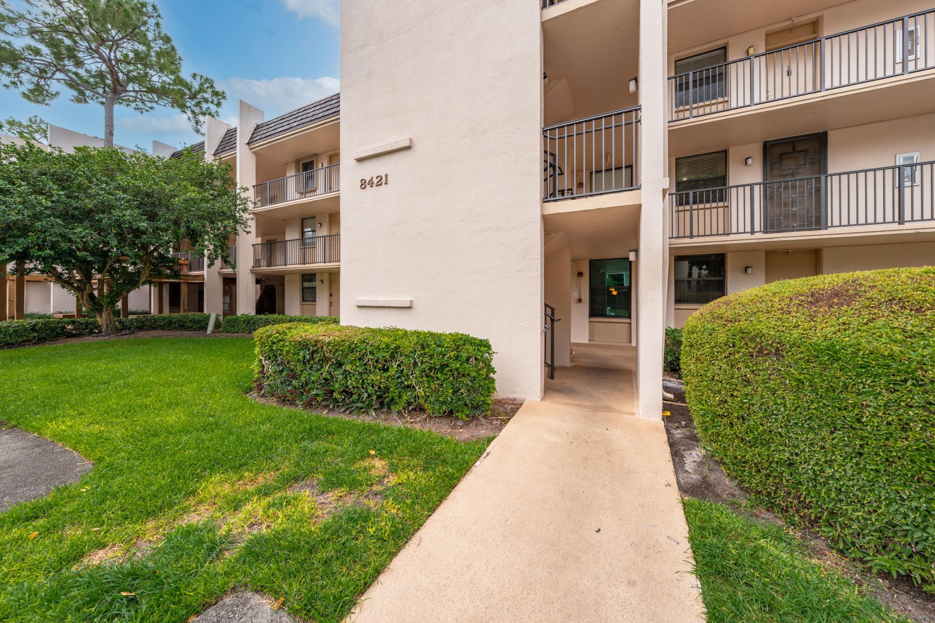 8421 Forest Hills Drive, Unit 106, Coral Springs, FL 33065 Photo