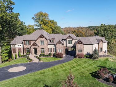 1403 Riverwood Lane, Powell, OH 43065