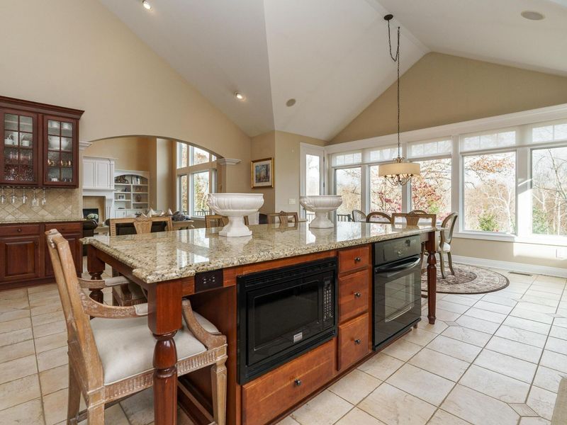 1403 Riverwood Lane, Powell, OH 43065 Photo 13