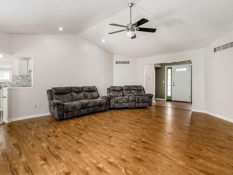 7520 Princeville Court, Pickerington, OH 43147 Photo 10