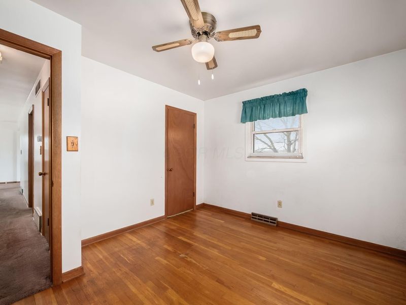 495 Lennox Avenue , Columbus, OH 43228 Photo 12