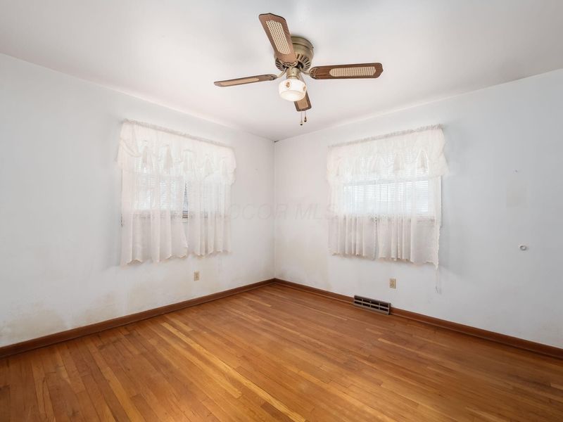 495 Lennox Avenue , Columbus, OH 43228 Photo 13