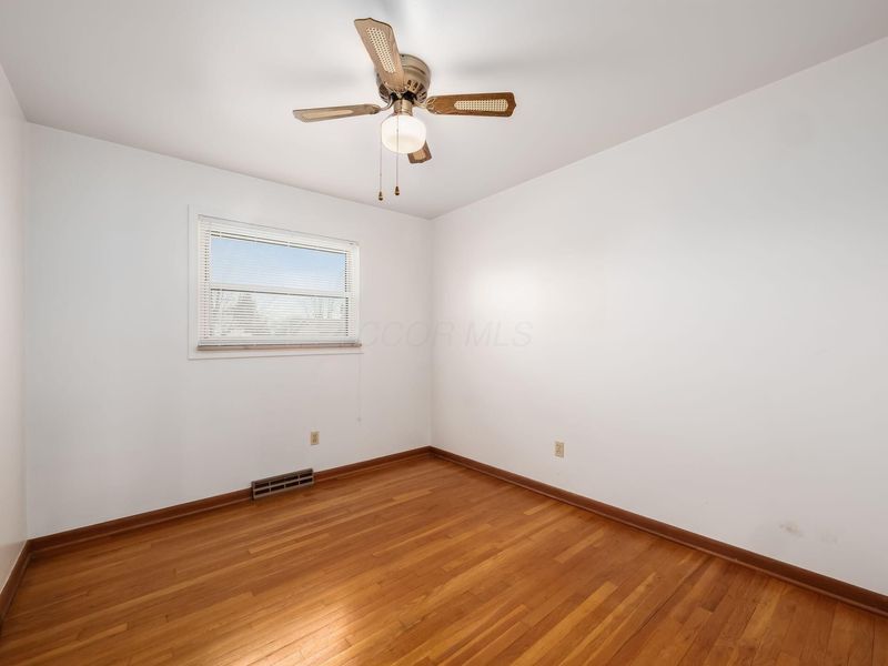 495 Lennox Avenue , Columbus, OH 43228 Photo 16