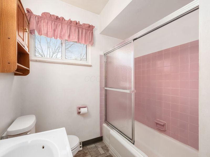 495 Lennox Avenue , Columbus, OH 43228 Photo 19