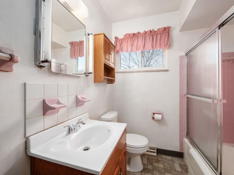 495 Lennox Avenue , Columbus, OH 43228 Photo 20