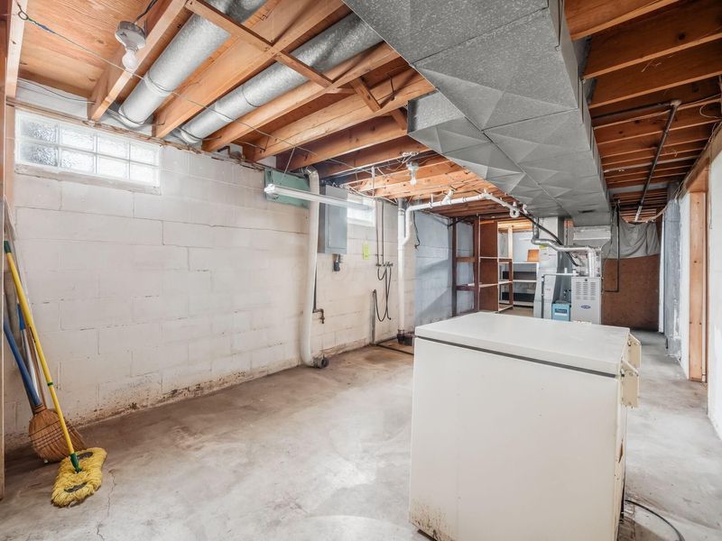 495 Lennox Avenue , Columbus, OH 43228 Photo 26