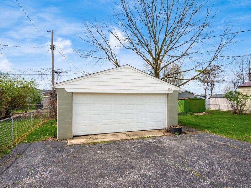 495 Lennox Avenue , Columbus, OH 43228 Photo 30