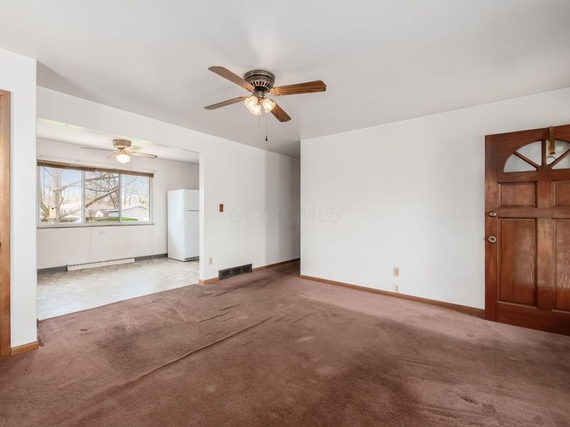 495 Lennox Avenue , Columbus, OH 43228 Photo 4