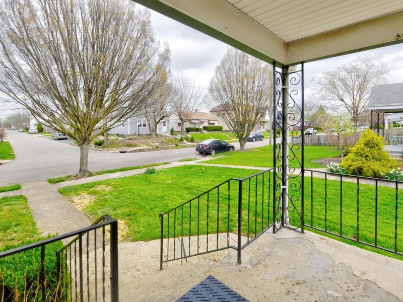 655 E Mithoff Street, Columbus, OH 43206 Photo 2