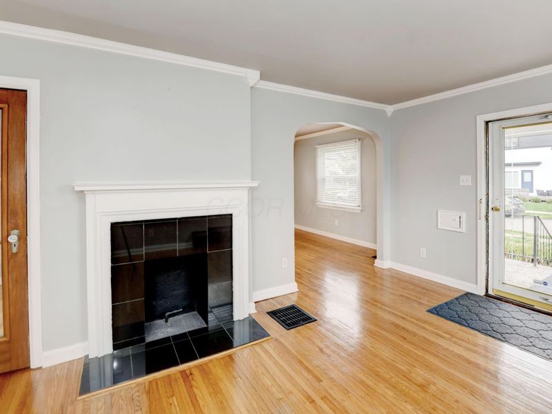 655 E Mithoff Street, Columbus, OH 43206 Photo 4