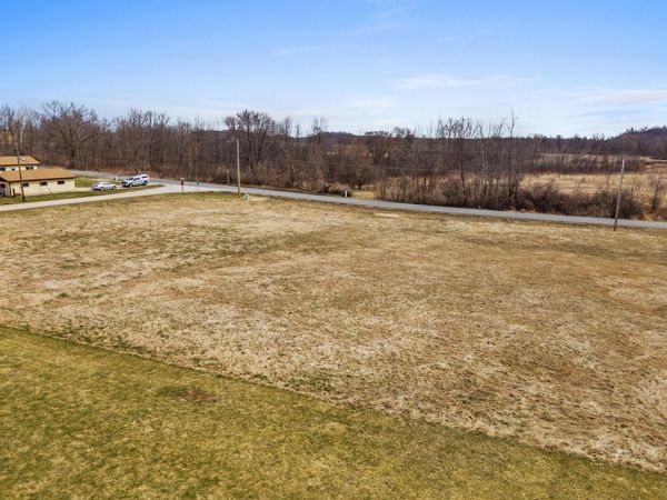 Lt2 Division Rd, Osceola, WI 53011