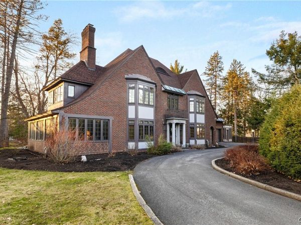 1113 Parkway E, Utica, NY 13501