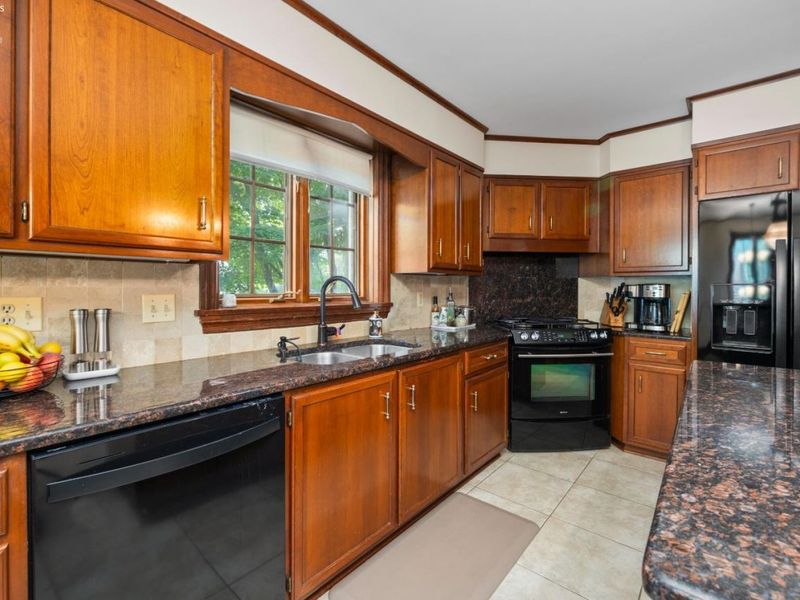 1711 Willow Drive, Sandusky, OH 44870 Photo 24