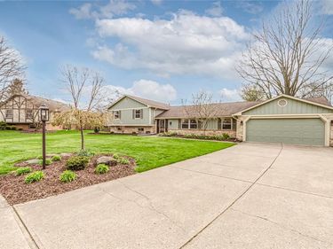 9043 Academy View Court, Washington TWP, OH 45458