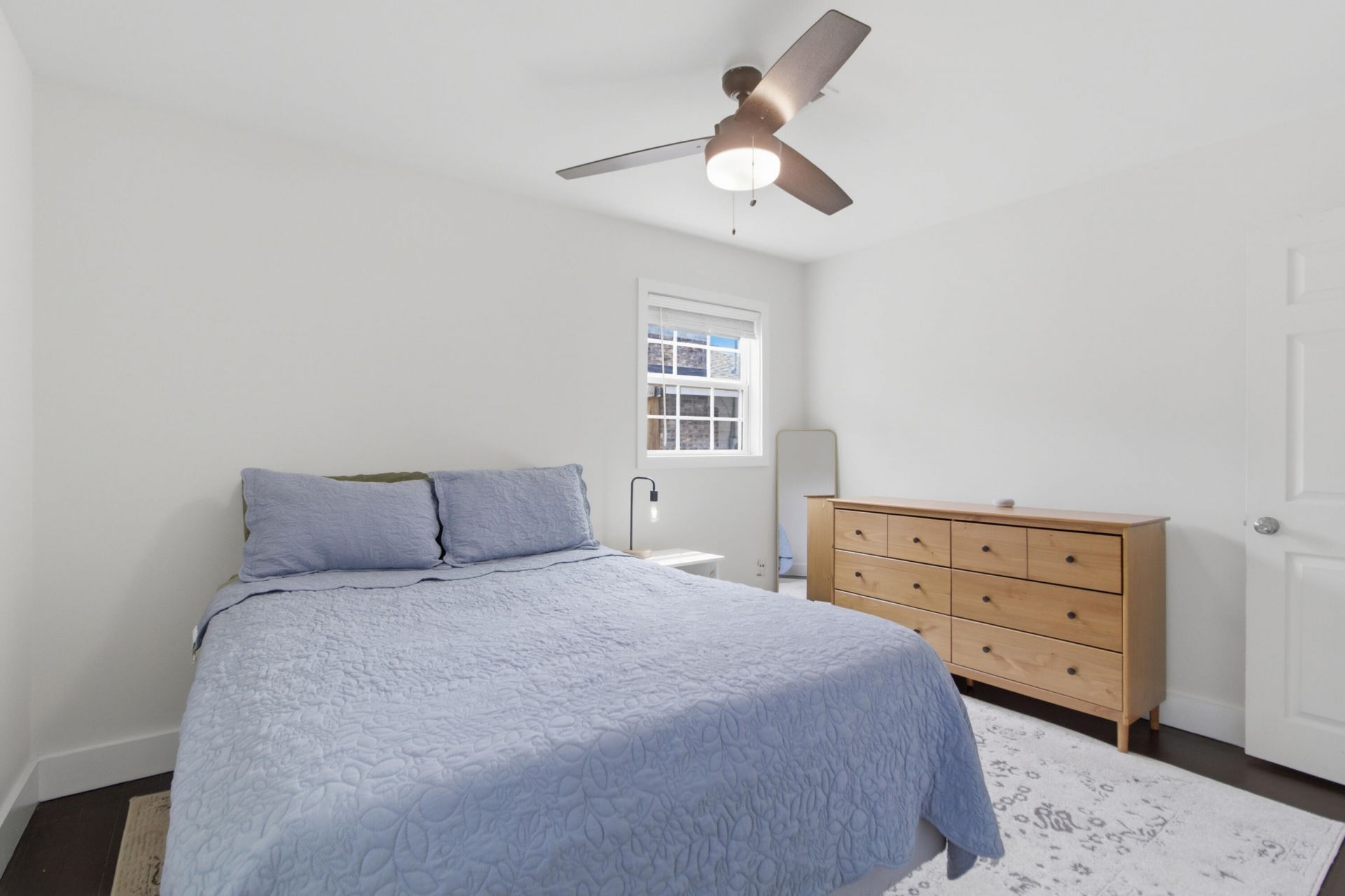 350 Hoff Avenue Photo 18