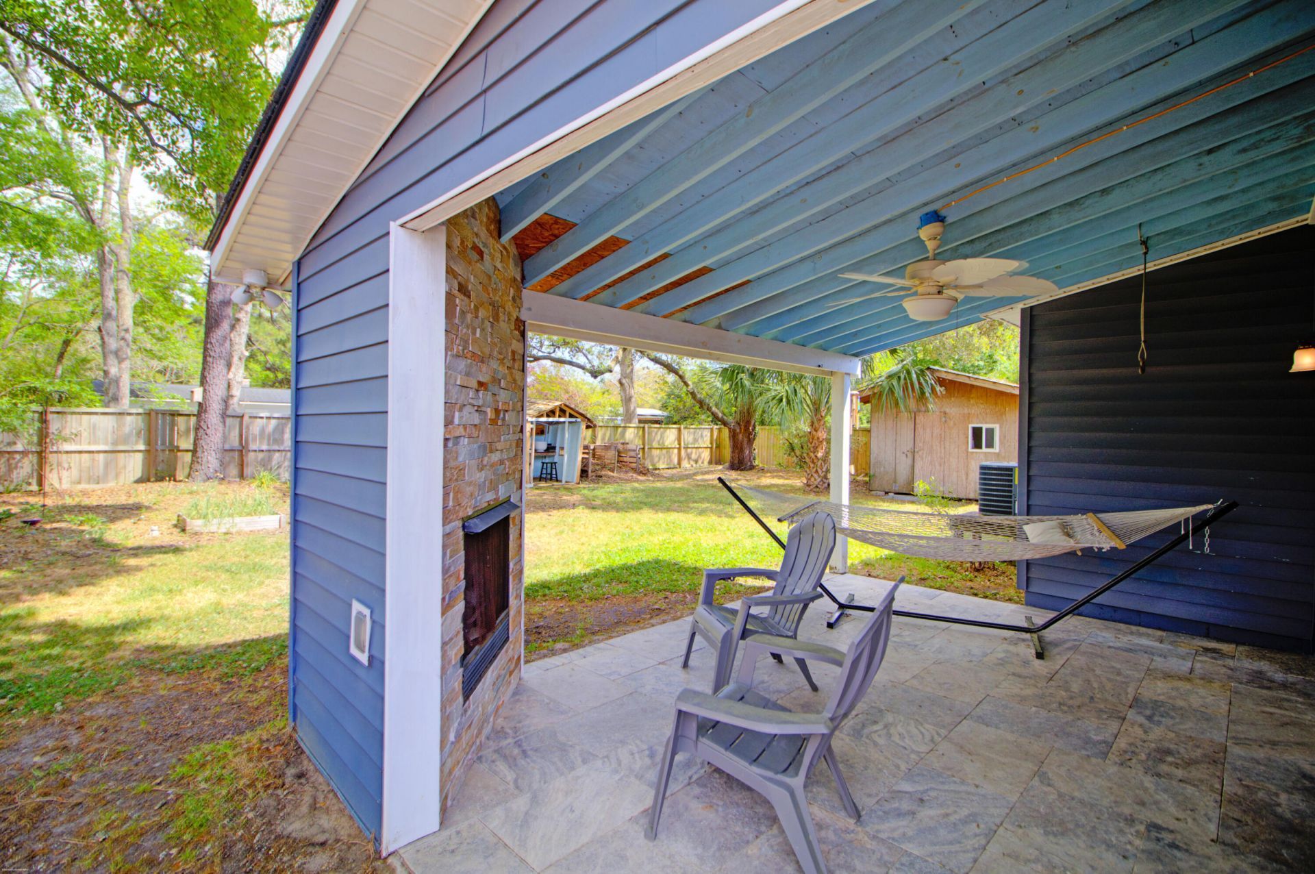 350 Hoff Avenue Photo 25