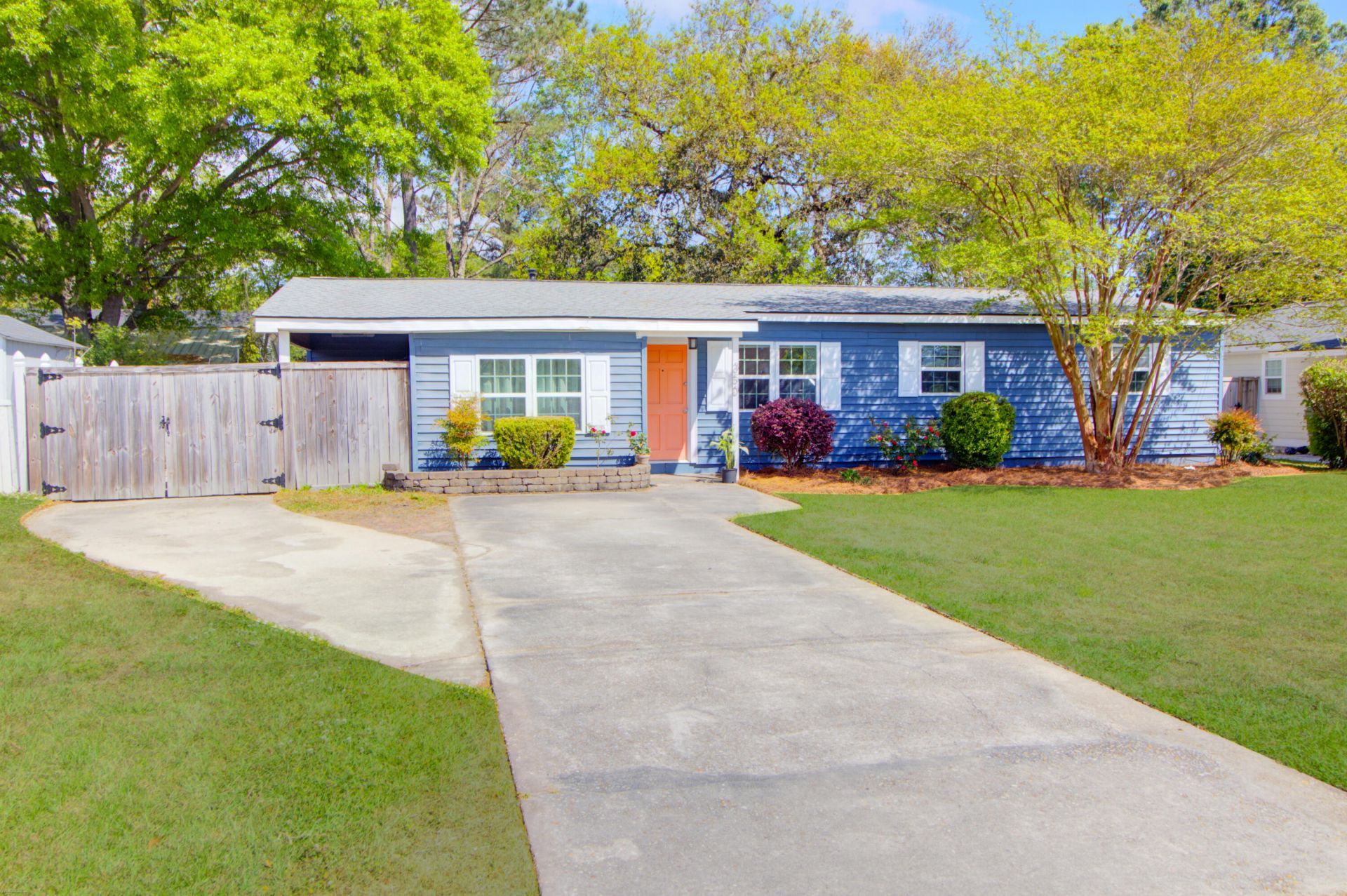 350 Hoff Avenue Photo 35