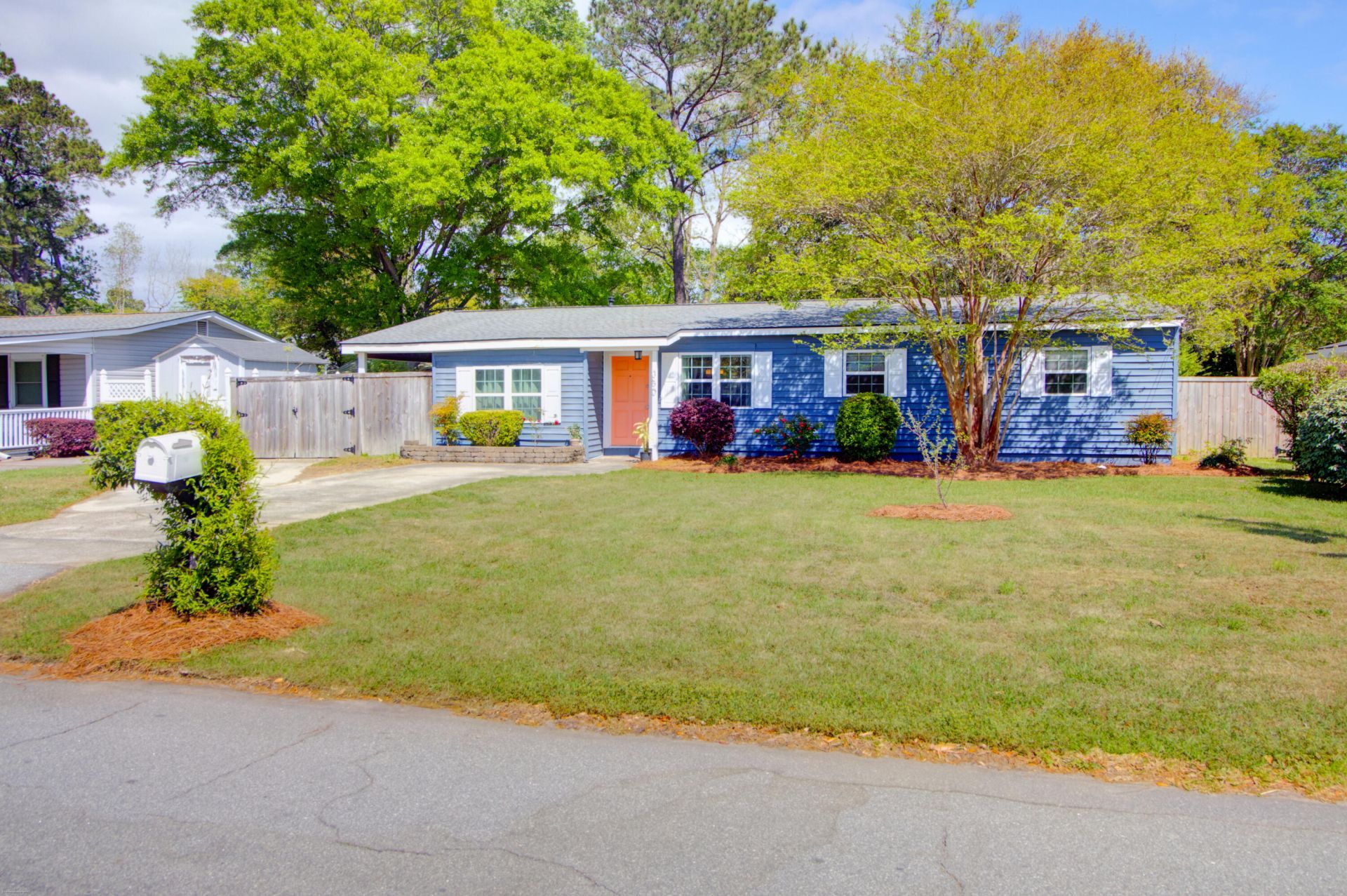 350 Hoff Avenue Photo 36