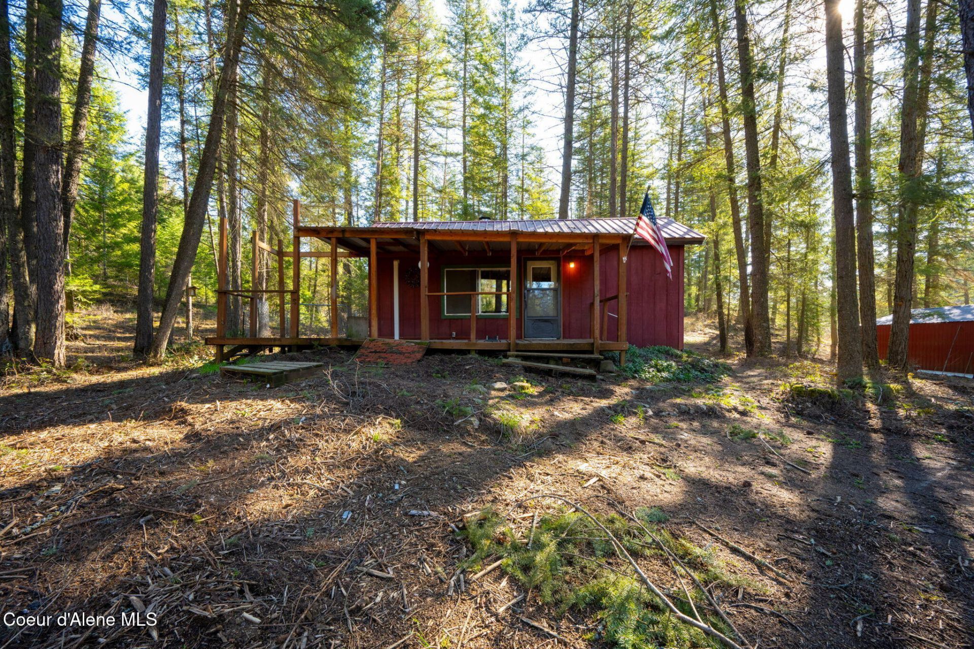 1807 Kelso Lake Rd, Athol, ID 83801 Main Photo