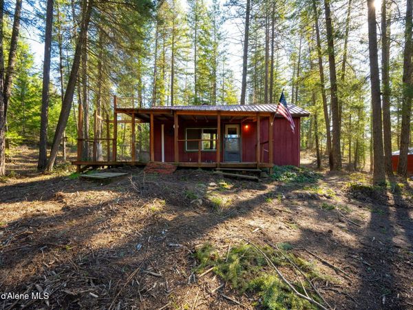 1807 Kelso Lake RD , Athol, ID 83801