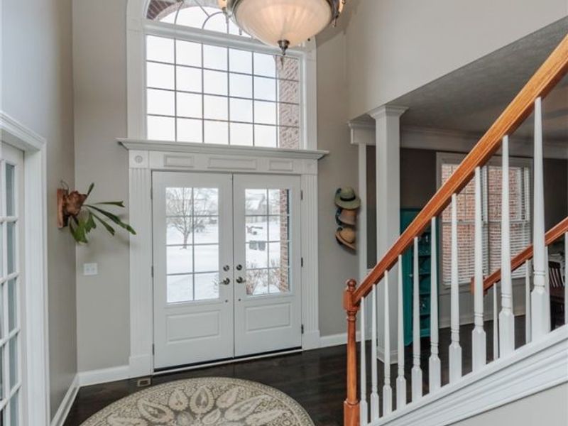 20208 E Donegal Lane, Strongsville, OH 44149 Photo 2