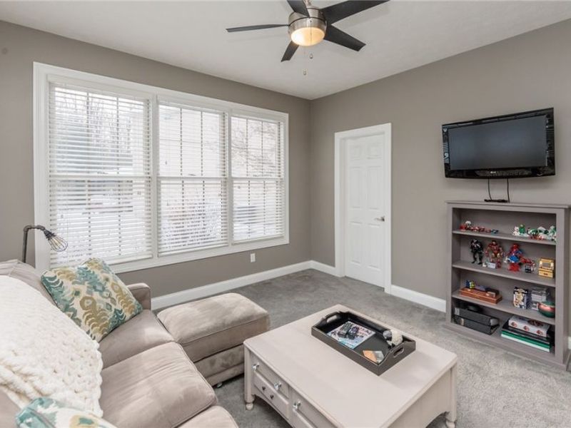 20208 E Donegal Lane, Strongsville, OH 44149 Photo 8