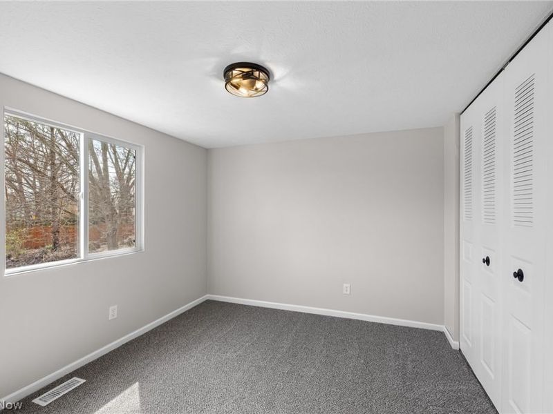 4820 Emerald Lane, Brunswick, OH 44212 Photo 12