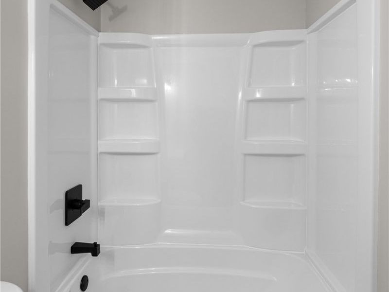 4820 Emerald Lane, Brunswick, OH 44212 Photo 22