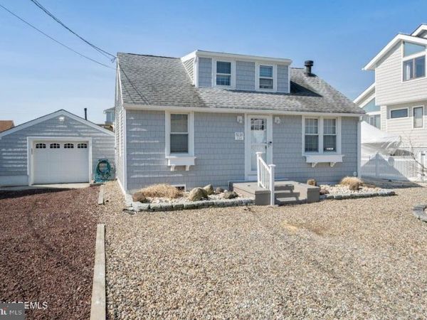 126 BONITA ROAD , WARETOWN, NJ 08758