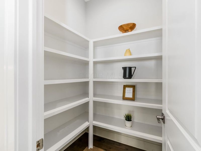 1622 Linkhorn Drive, Grove City, OH 43123 Photo 16