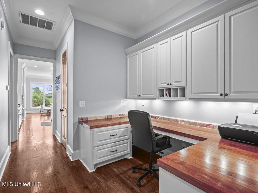 Property Image 29