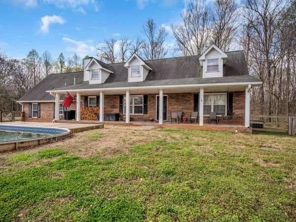 2025 Dunn Chapel Rd, Cumberland Furnace, TN 37051