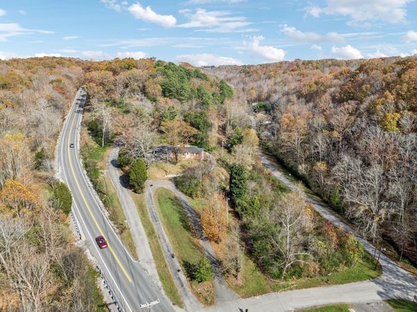 404 Van Hook Dr , Ashland City, TN 37015