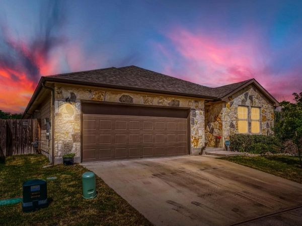 10505 Mager LN , Hutto, TX 78634
