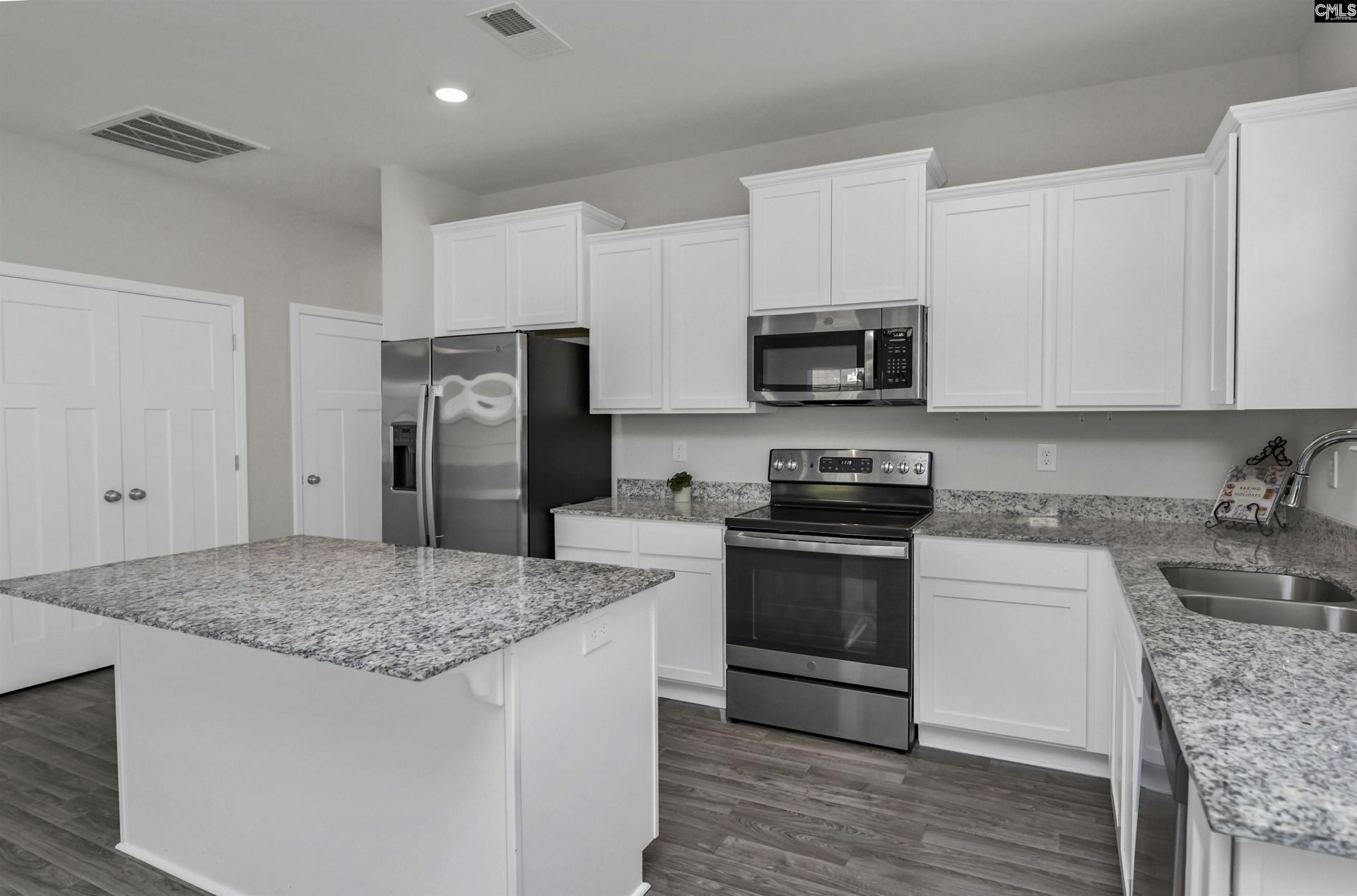 291 Savannah Wood Drive  Photo 17