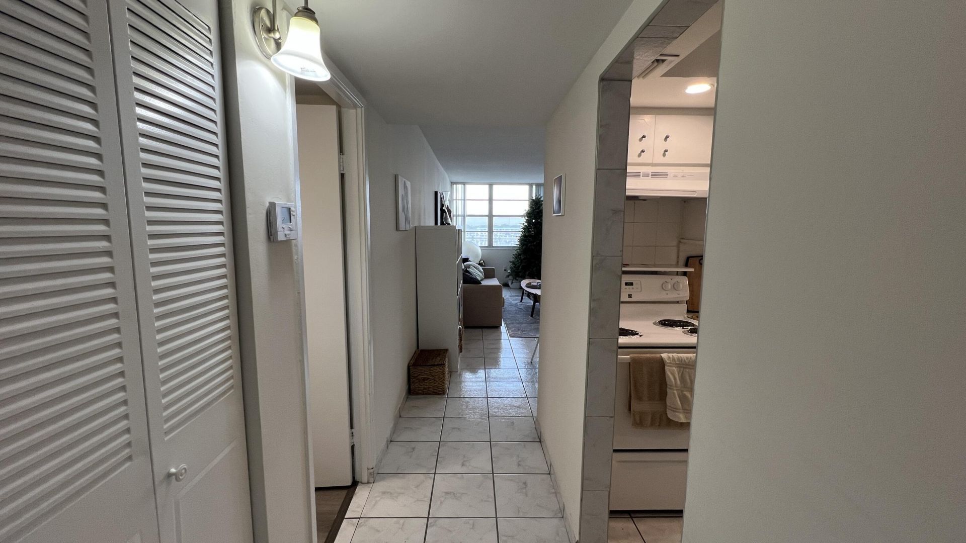 1301 NE Miami Gardens Drive, Unit 514w, Miami, FL 33179 Photo