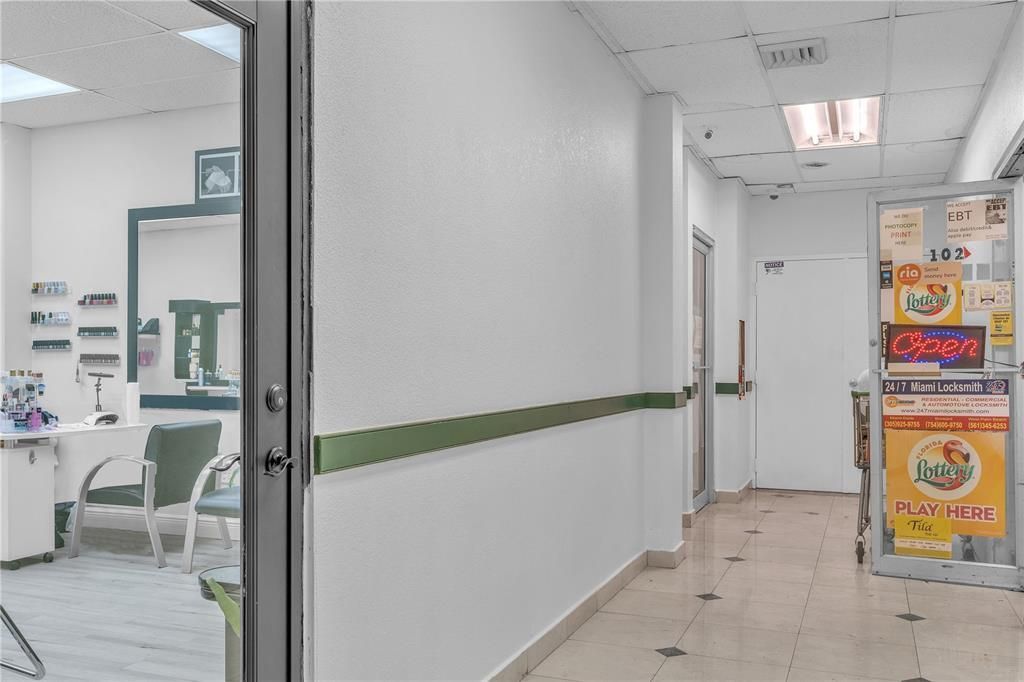 1301 NE Miami Gardens Drive, Unit 514w, Miami, FL 33179 Photo