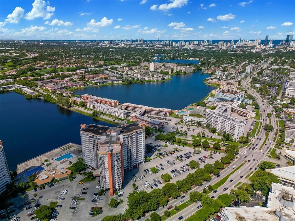 1301 NE Miami Gardens Drive, Unit 514w, Miami, FL 33179 Photo