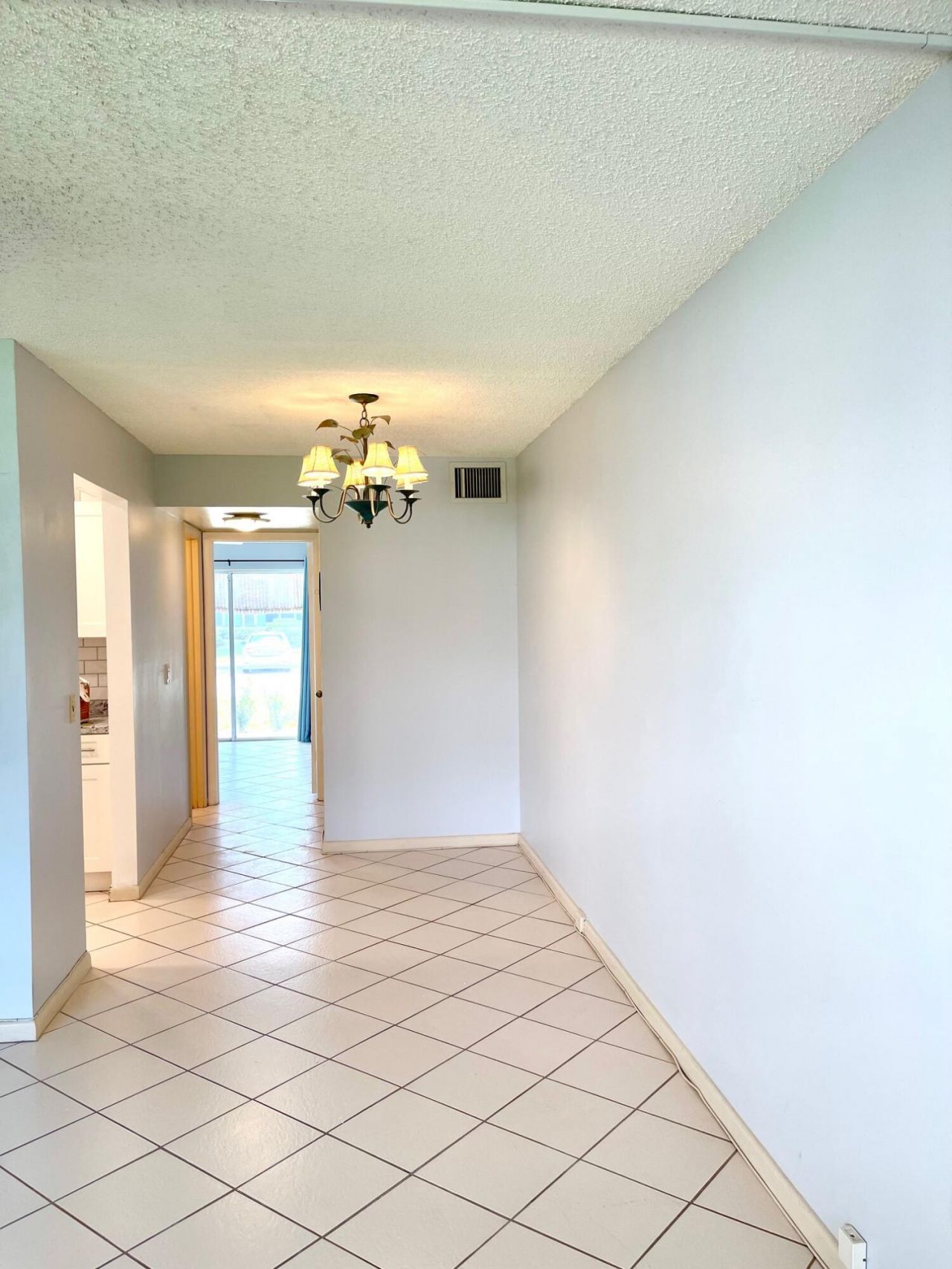 215 Canterbury J, West Palm Beach, FL 33417 Photo