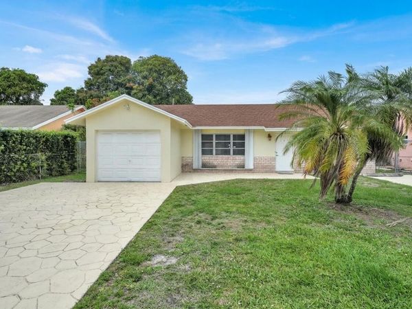 151 NE 26th Avenue, Boynton Beach, FL 33435