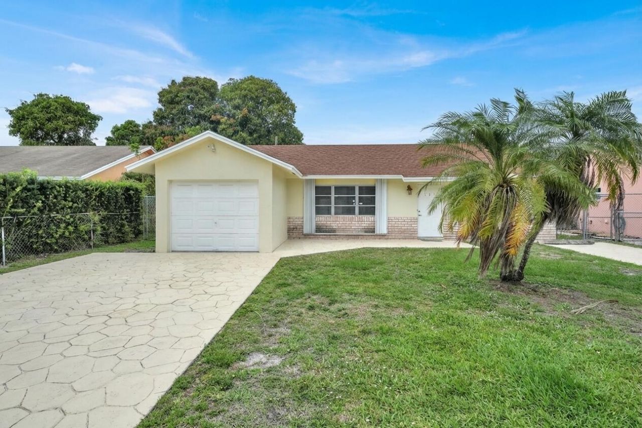 151 NE 26th Avenue, Boynton Beach, FL 33435 Photo