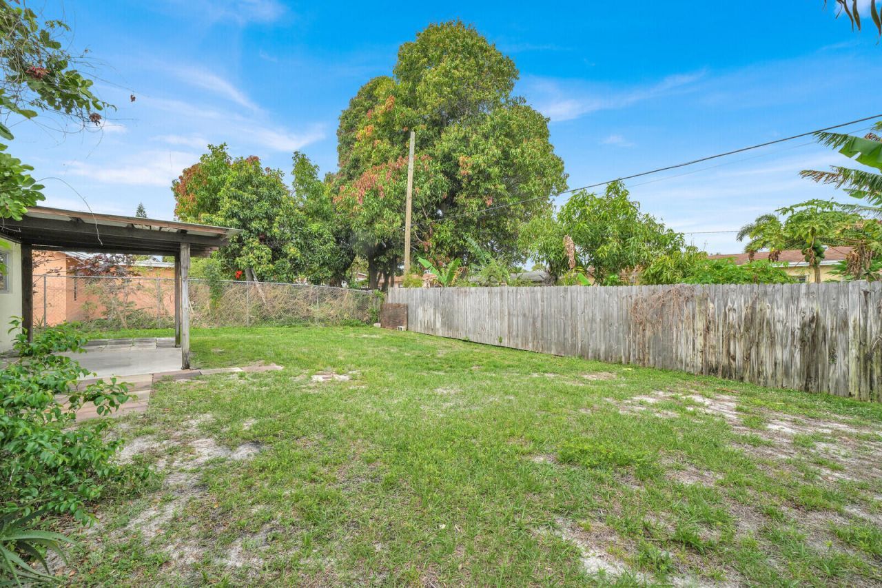 151 NE 26th Avenue, Boynton Beach, FL 33435 Photo