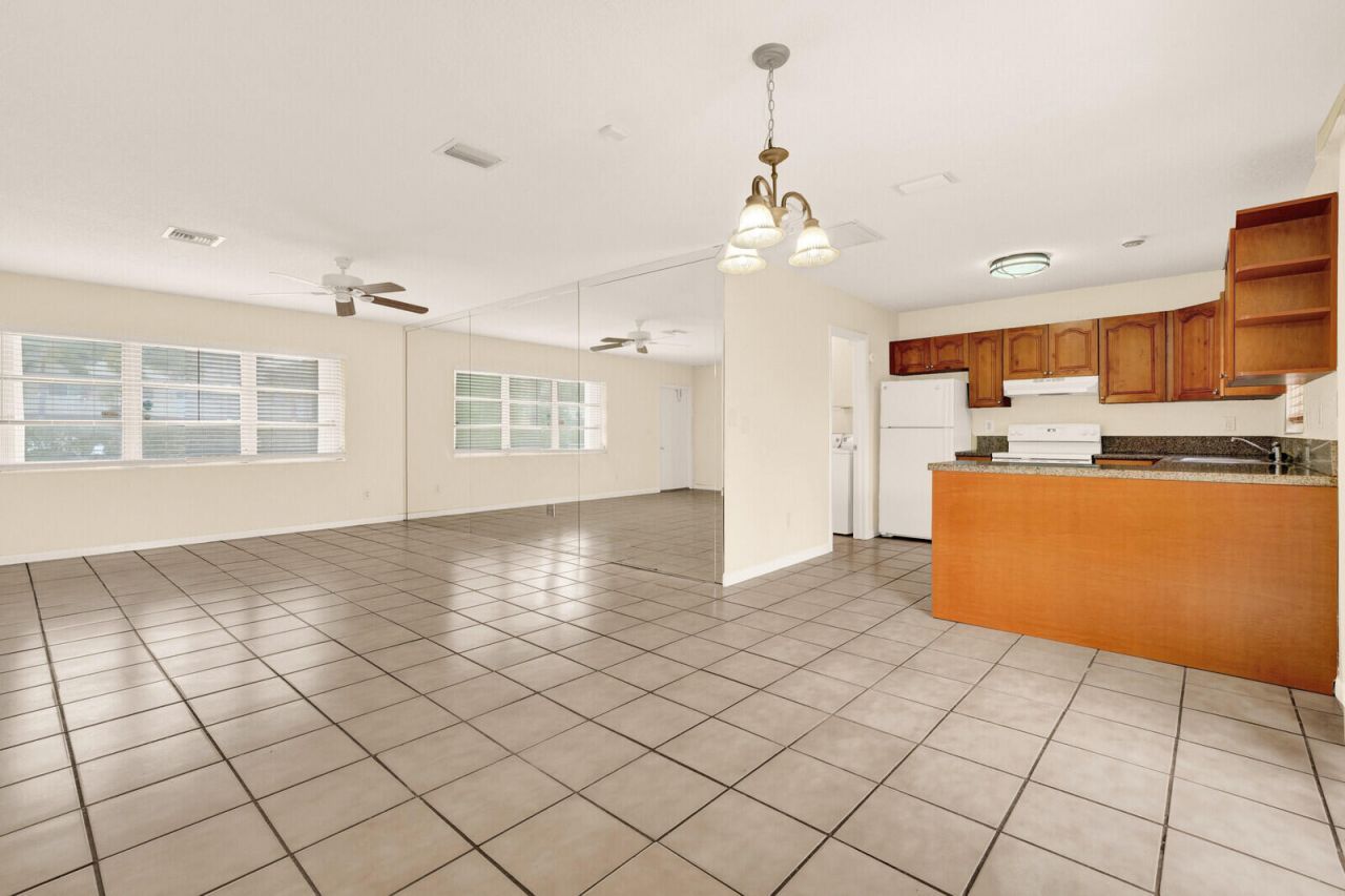 151 NE 26th Avenue, Boynton Beach, FL 33435 Photo