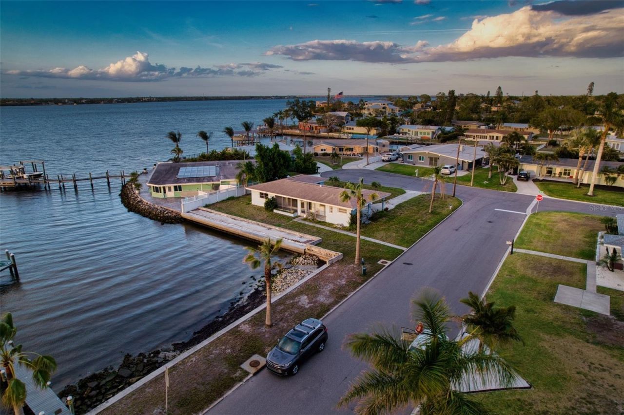 210 21st Street Ne, Bradenton, FL 34208 Photo